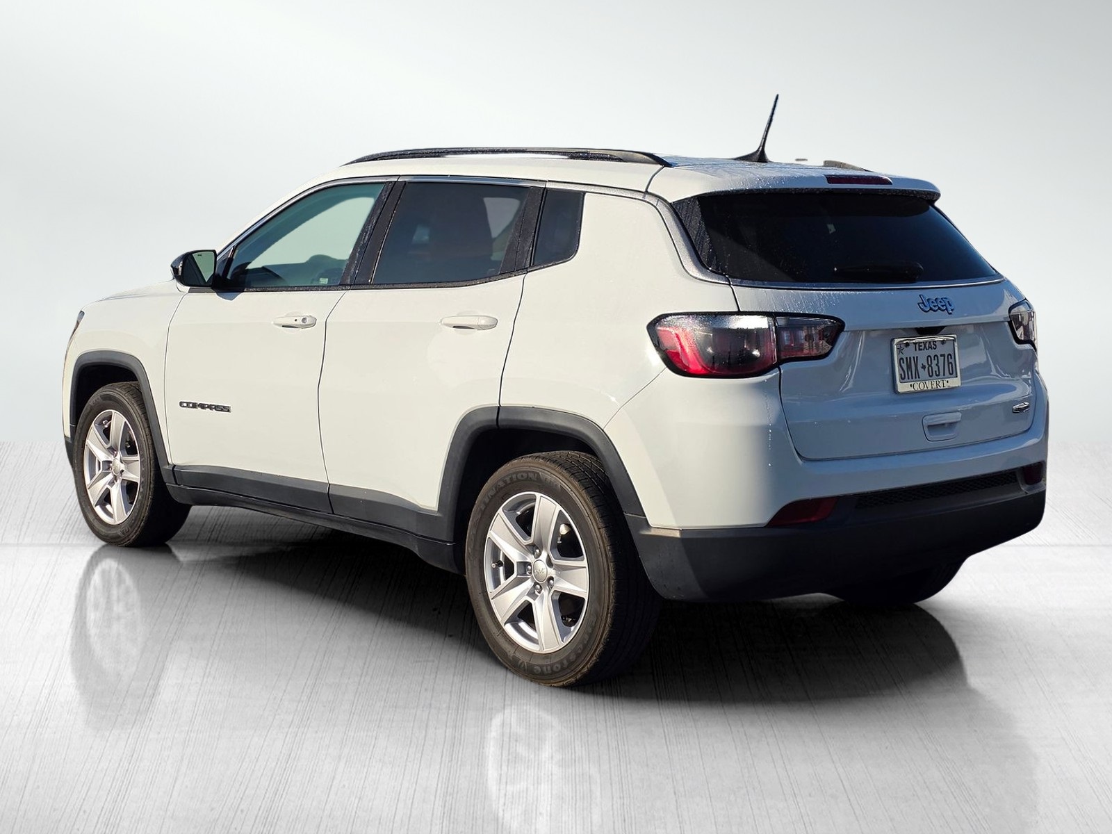 2022 Jeep Compass Latitude photo 4