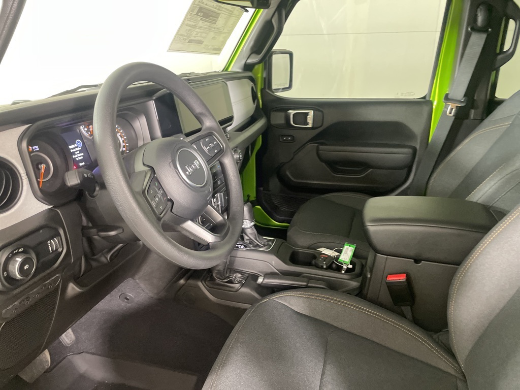 2025 Jeep Wrangler Sport photo 20