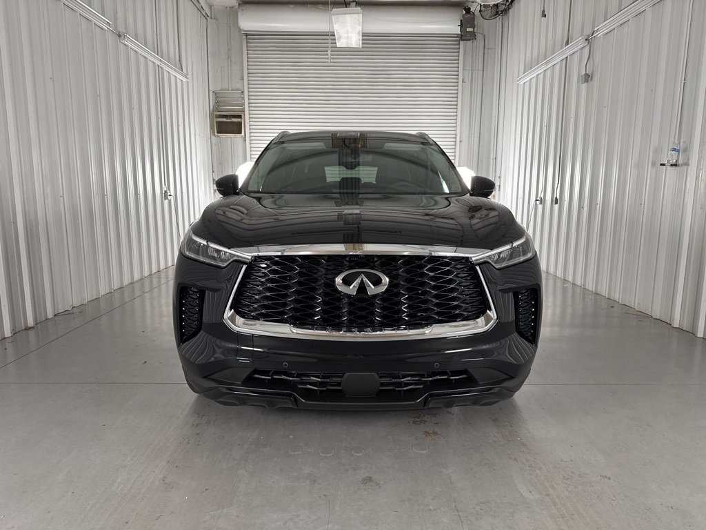 2025 Infiniti QX60 Luxe photo 3