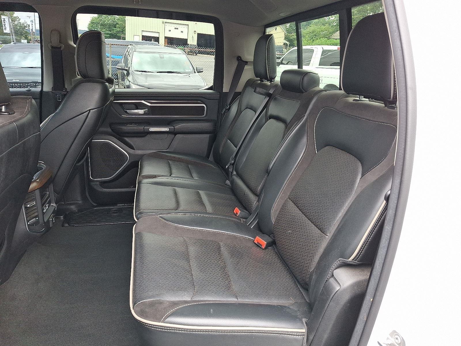 2022 Ram 1500 Laramie photo 11