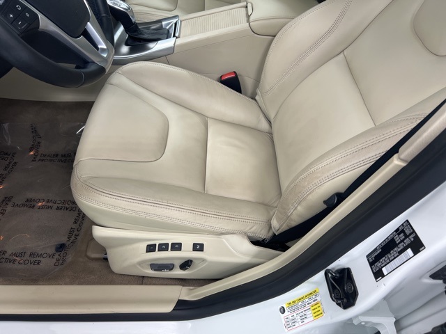 2013 Volvo S60 T5 Premier photo 14