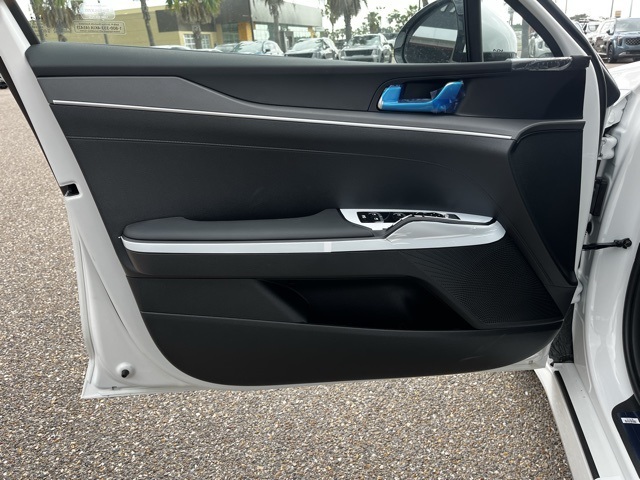 2026 Kia K5 LXS photo 14