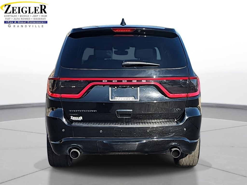 2017 Dodge Durango R/T photo 4
