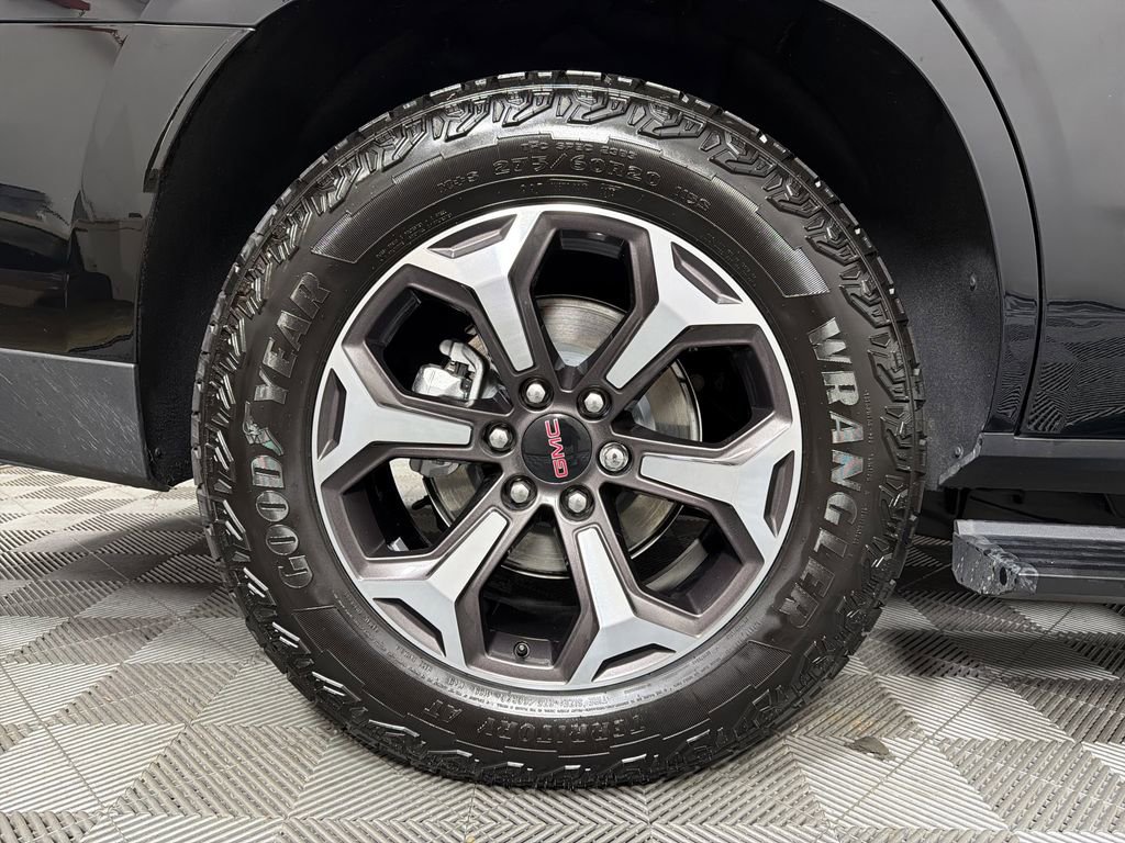2025 Gmc Yukon AT4 Ultimate photo 18