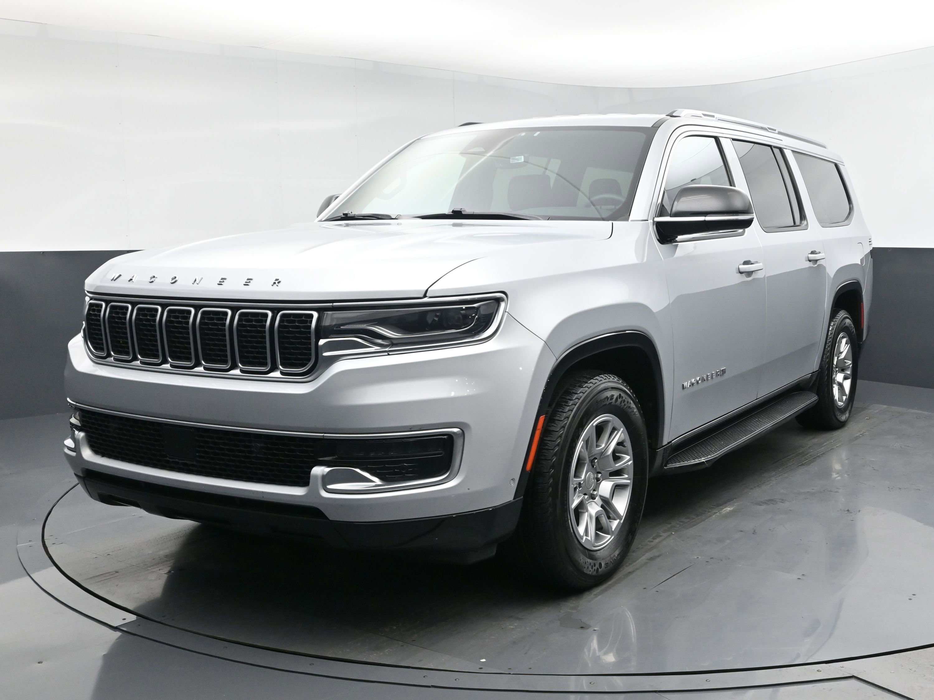 2024 Jeep Wagoneer L Series I's photo