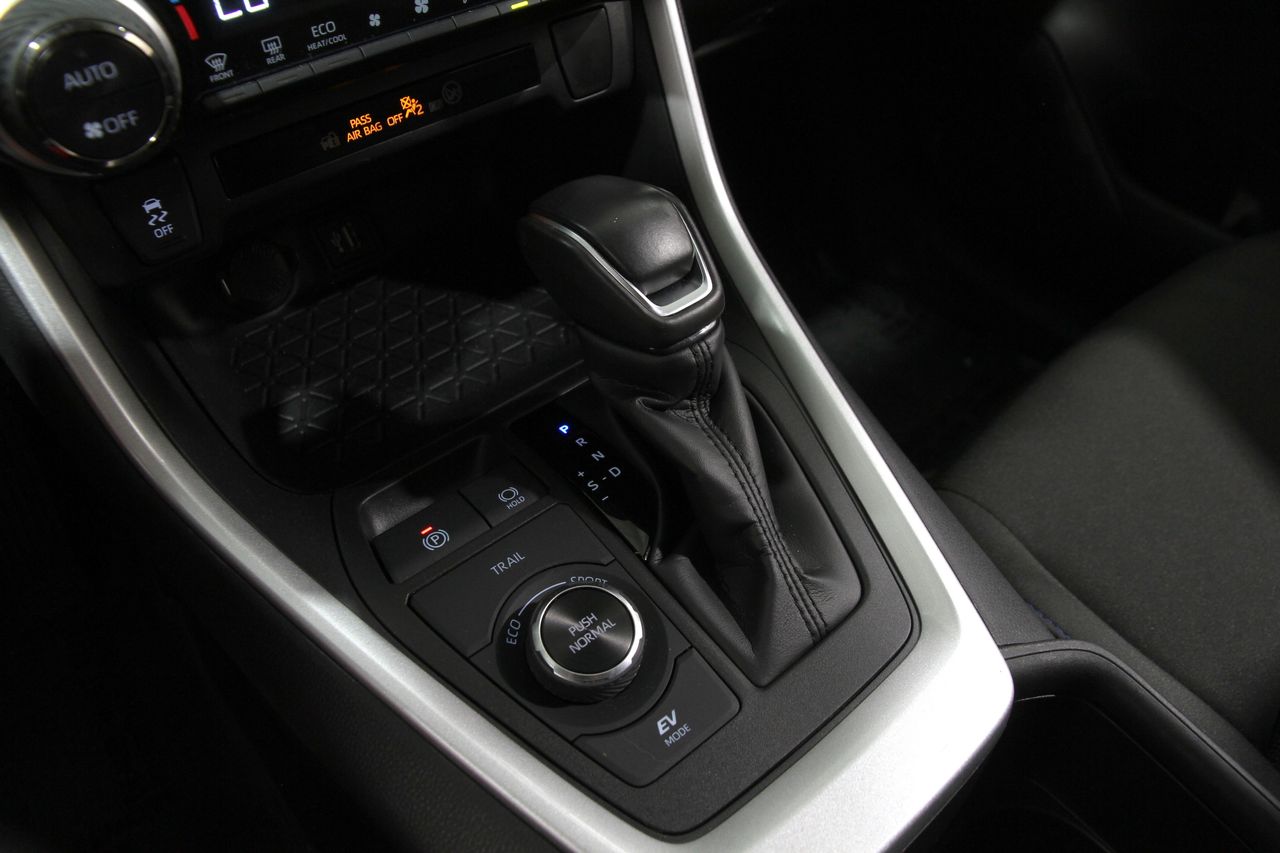 2024 Toyota RAV4 Hybrid SE photo 15