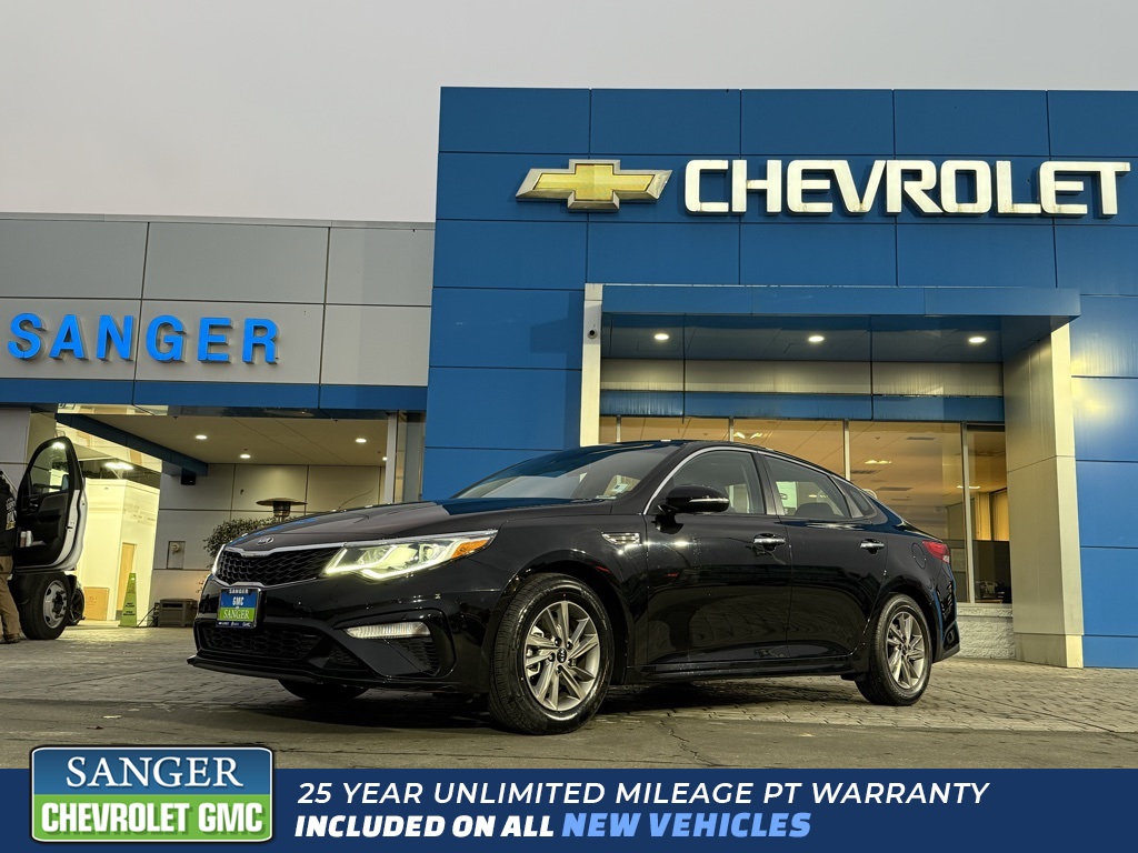 2020 Kia Optima LX's photo