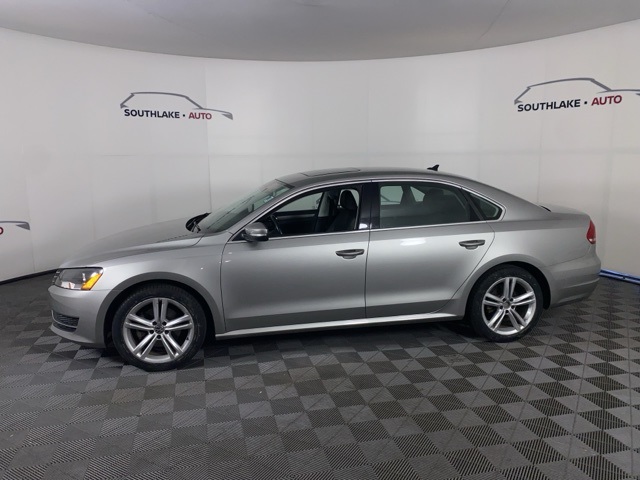 2014 Volkswagen Passat SE photo 5