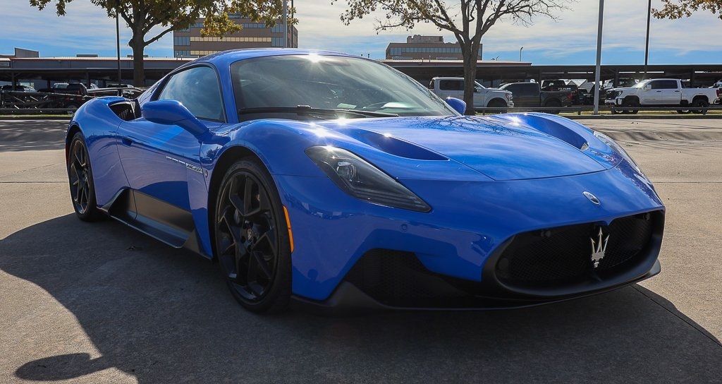 2022 Maserati MC20 Base's photo