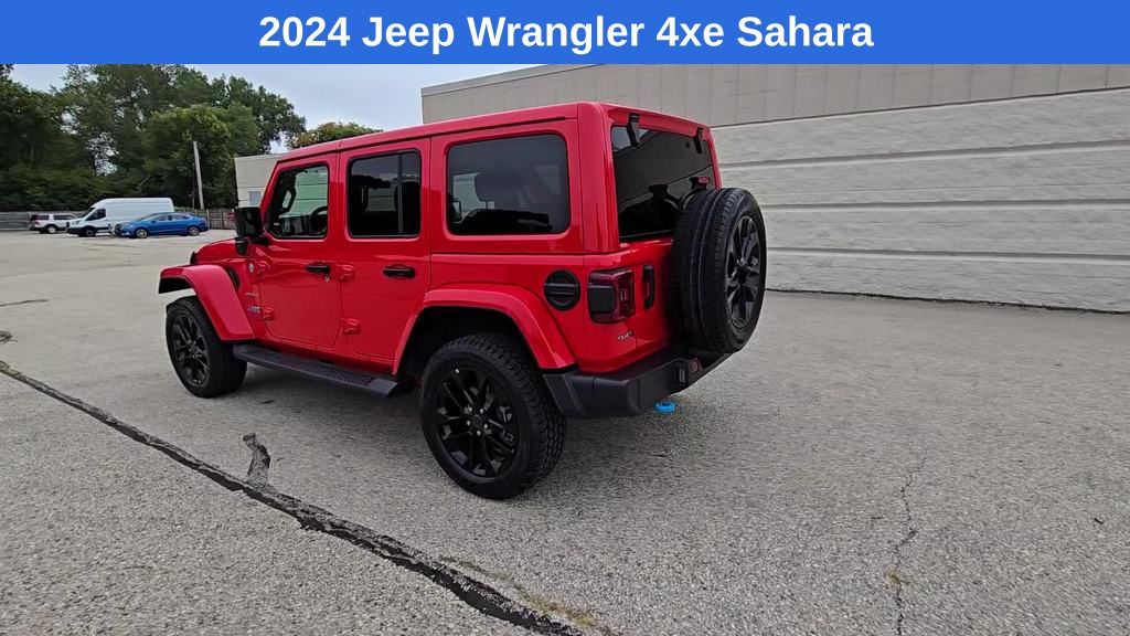 2024 Jeep Wrangler Sahara 4xe photo 3