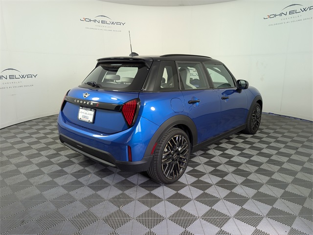 2025 Mini Cooper 4 Door Hardtop S Iconic photo 6