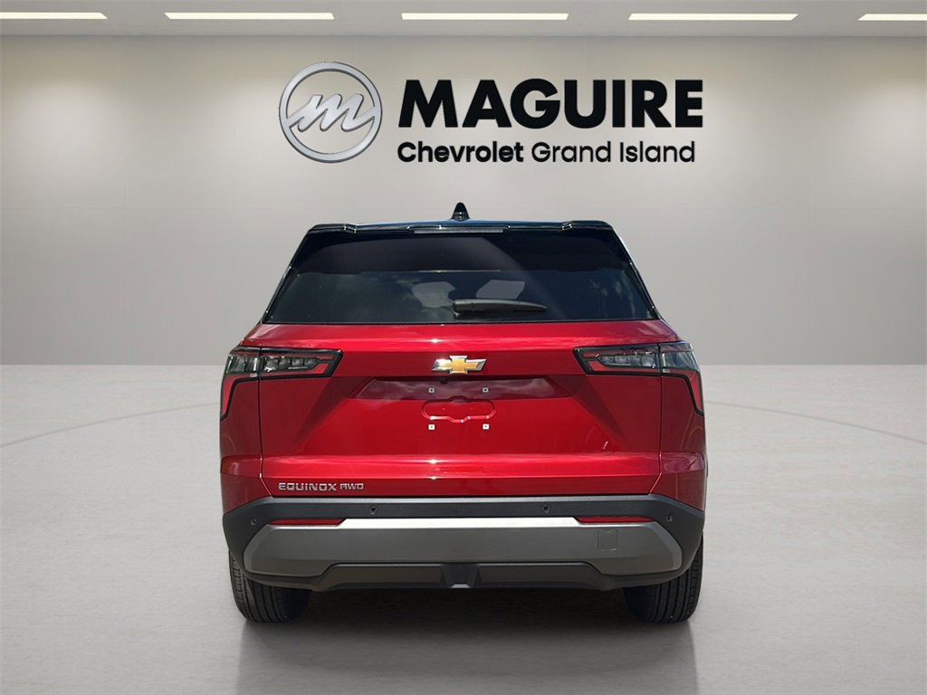 2026 Chevrolet Equinox LT photo 4