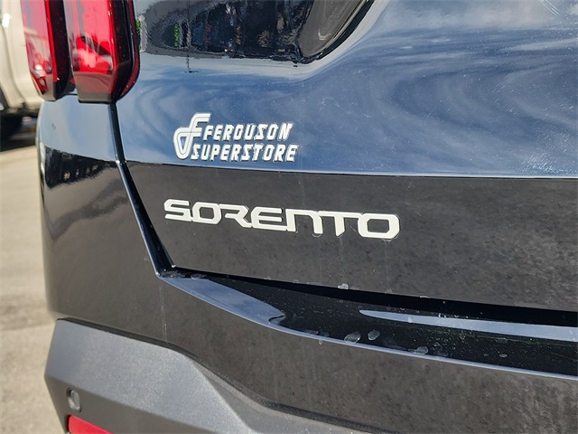 2026 Kia Sorento S photo 4