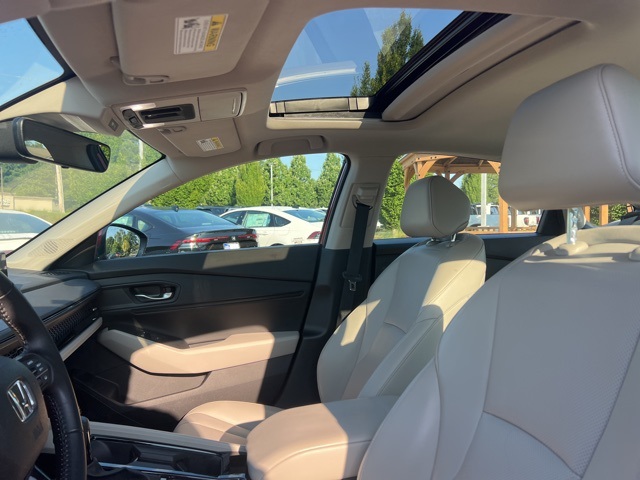 2024 Honda Accord Hybrid EX-L photo 12