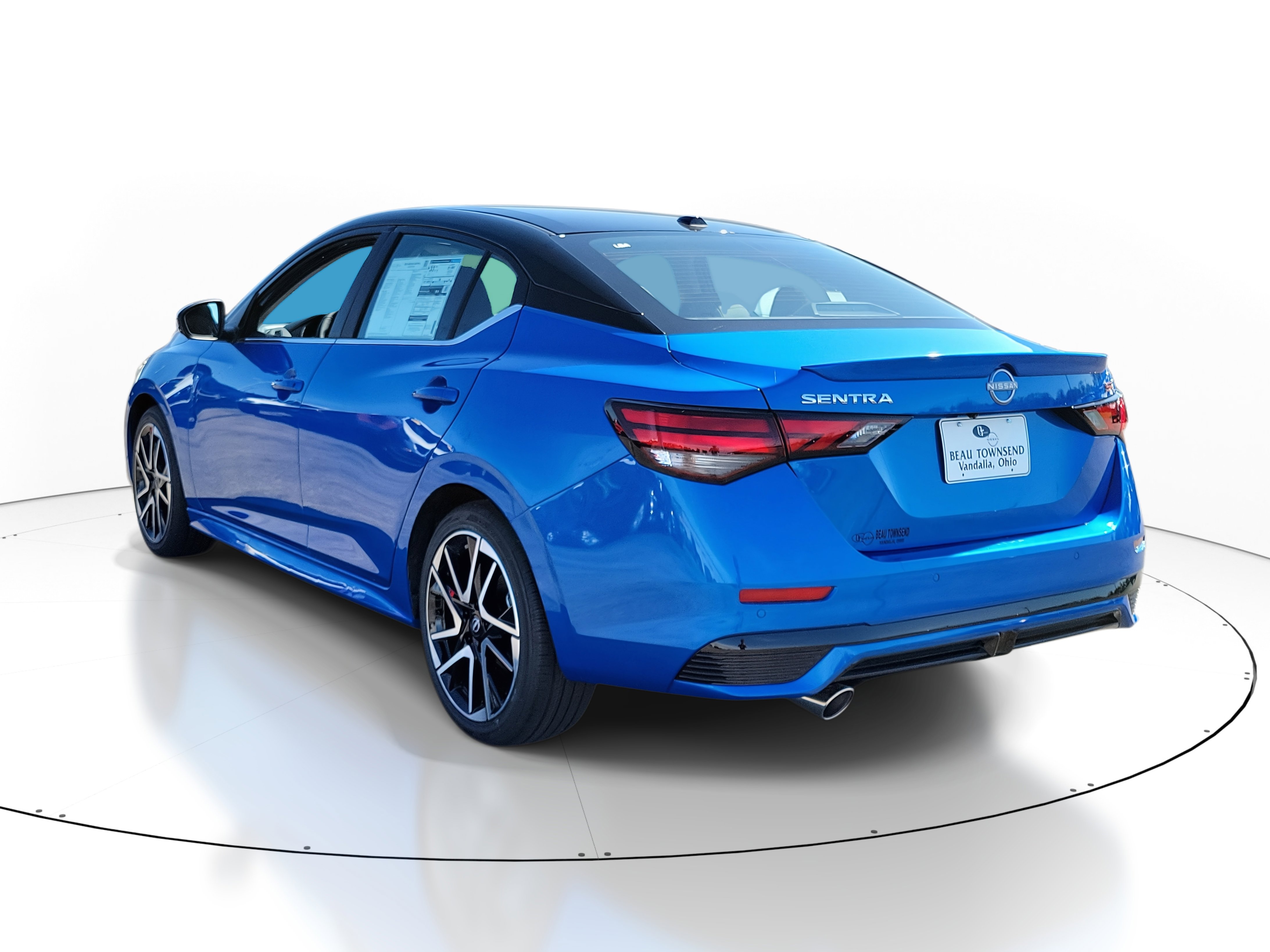 2025 Nissan Sentra SR photo 3