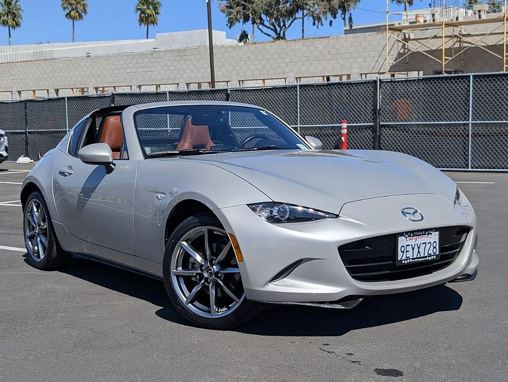 2023 Mazda MX-5 Miata RF Miata Grand Touring photo 2