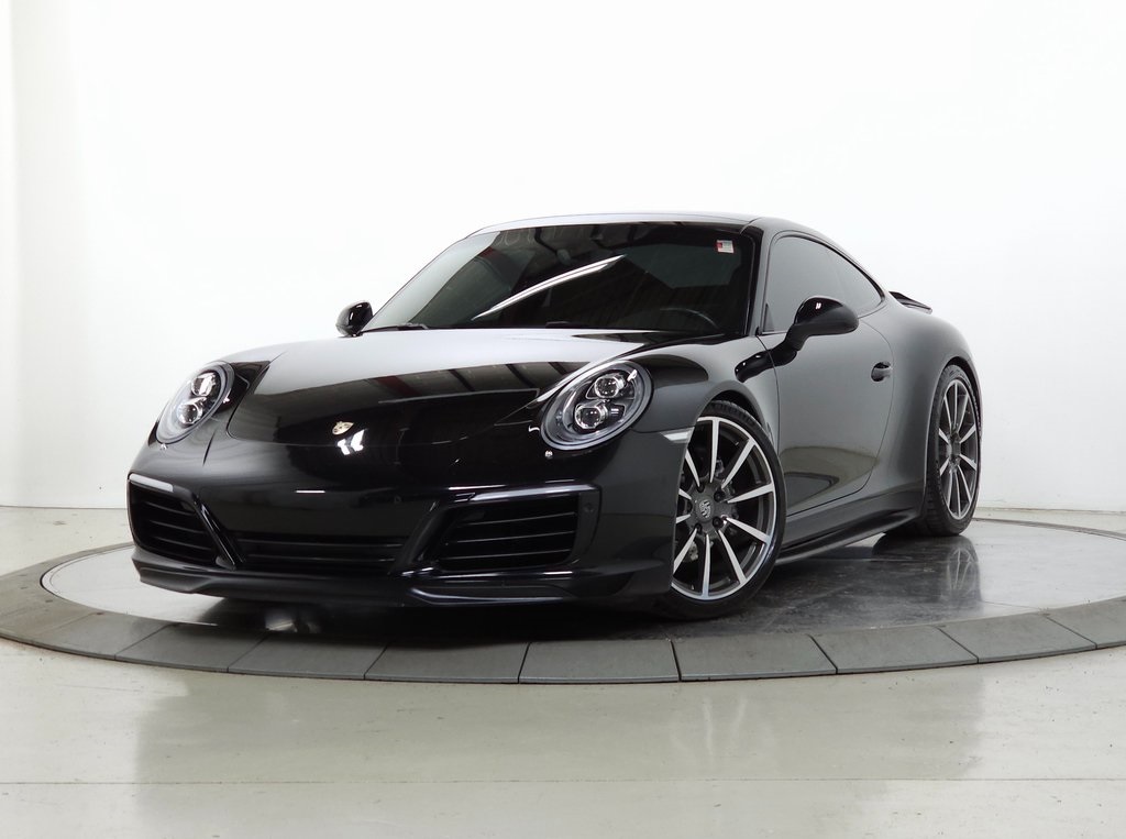 2017 Porsche 911 Carrera's photo