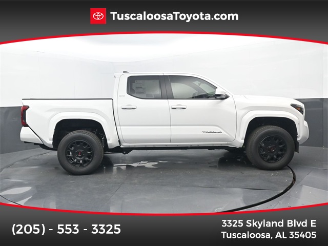 2025 Toyota Tacoma SR5's photo