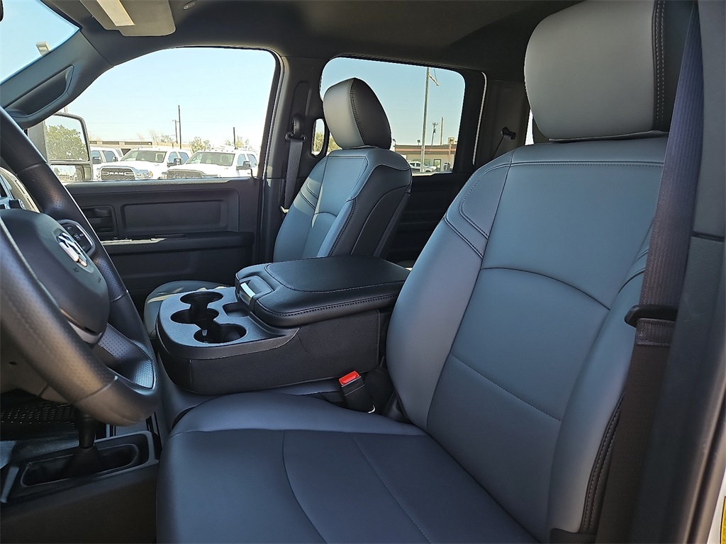 2024 Ram 5500 Tradesman photo 20