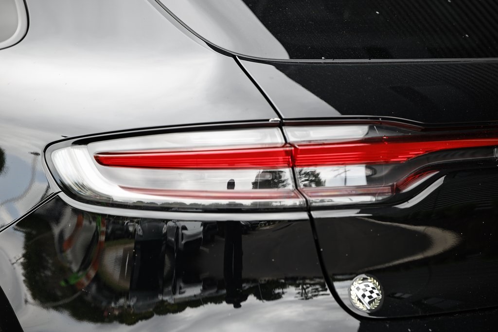 2024 Porsche Macan S photo 14