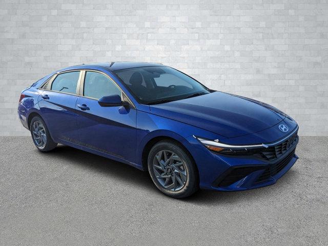 2026 Hyundai Elantra Blue's photo
