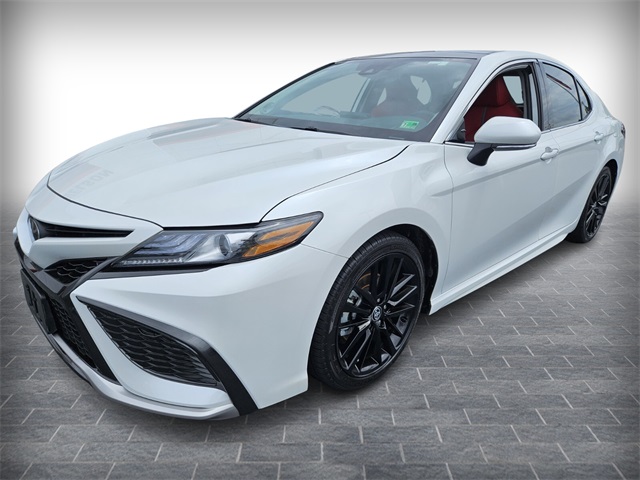 2024 Toyota Camry XSE V6 photo 3