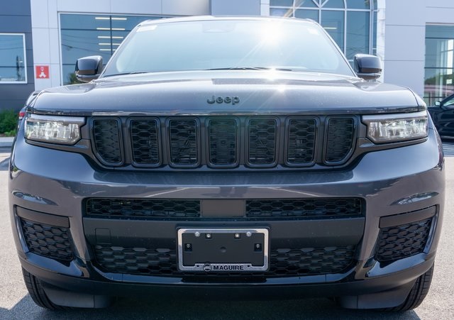 2025 Jeep Grand Cherokee Altitude X photo 3