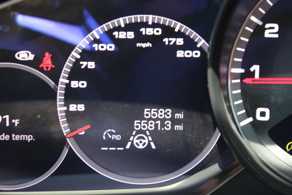 2023 Porsche Cayenne Turbo photo 19