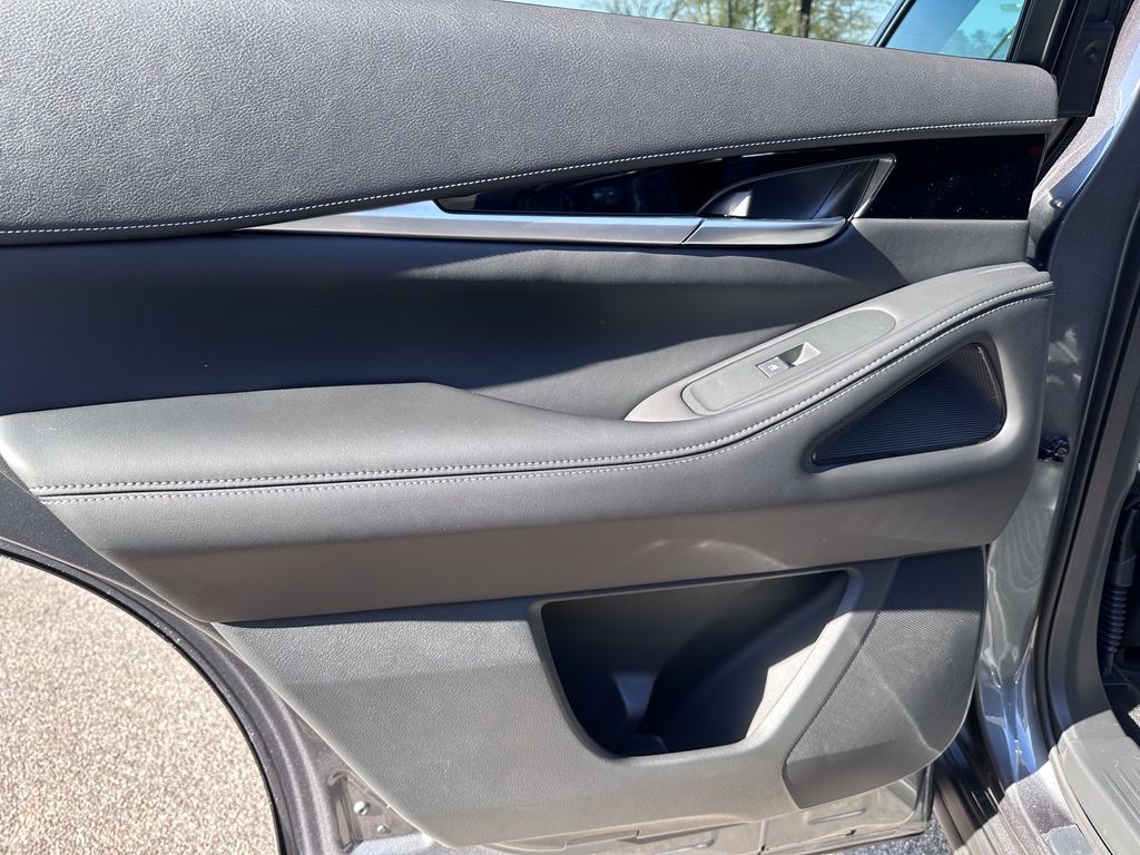 2025 Infiniti QX60 Pure photo 25