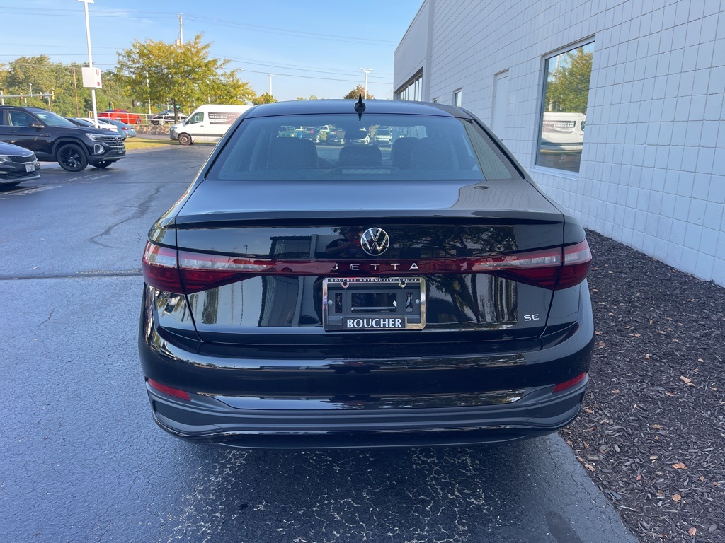 2025 Volkswagen Jetta 1.5T SE photo 3