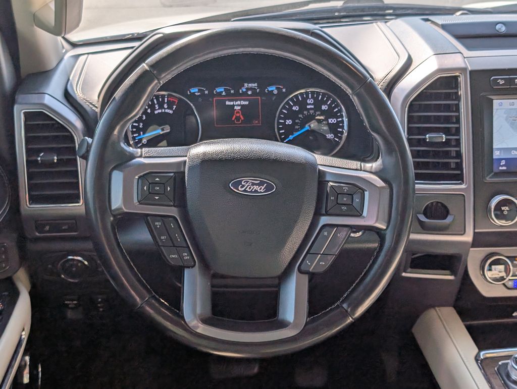 2020 Ford Expedition MAX Platinum photo 12