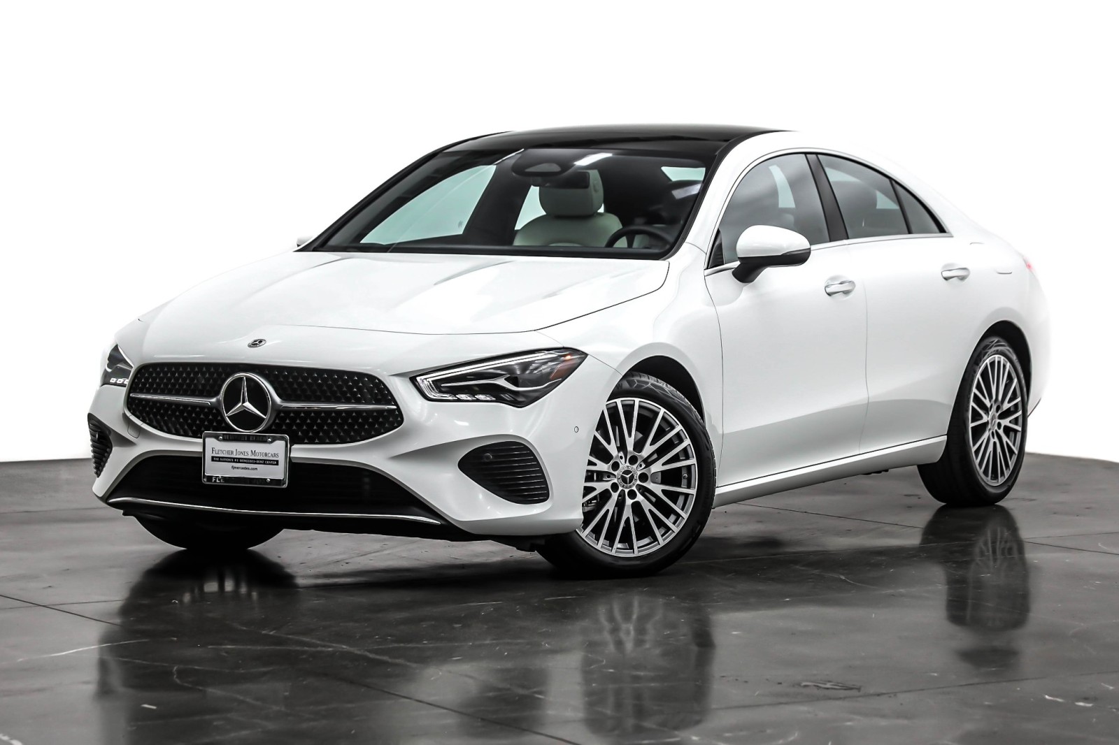 2025 Mercedes Benz CLA 250 photo 2