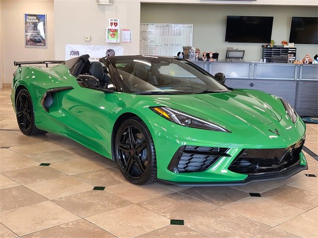 2026 Chevrolet Corvette Stingray 2LT photo 2