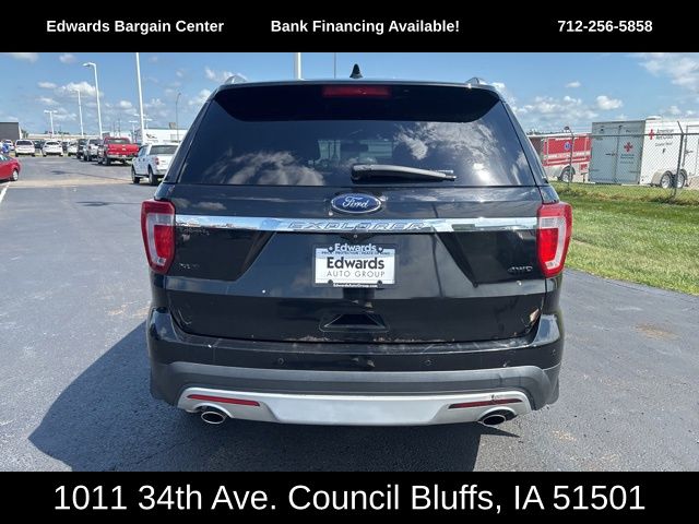 2016 Ford Explorer XLT photo 7