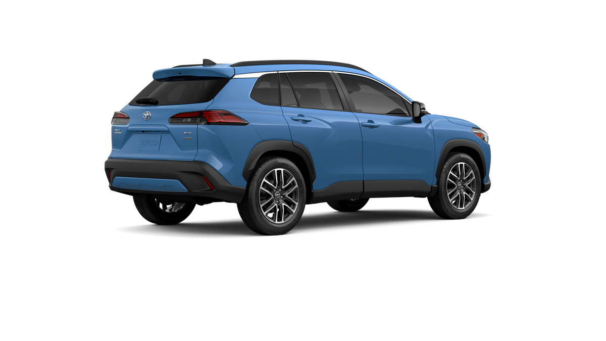 2026 Toyota Corolla Cross XLE photo 3
