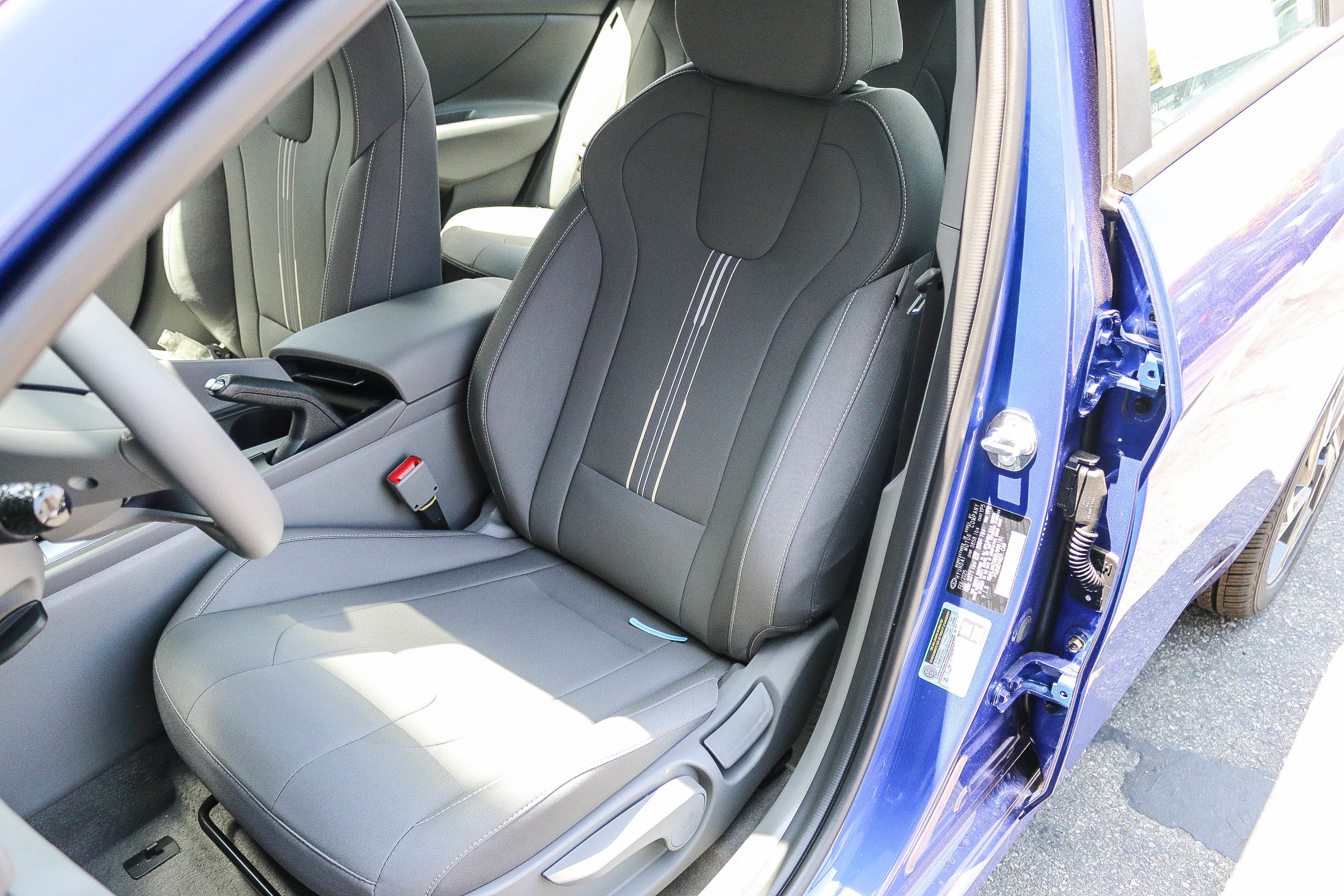 New 2025 Intense Blue Hyundai SEL Sport image 22