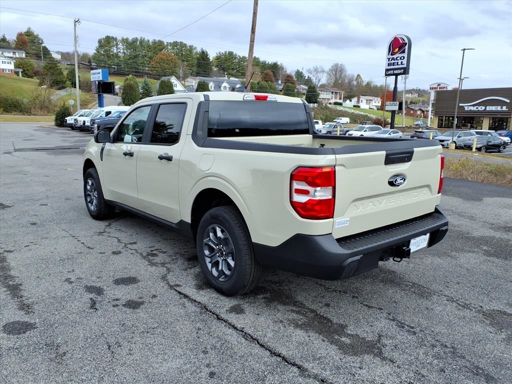 2025 Ford Maverick XLT photo 3