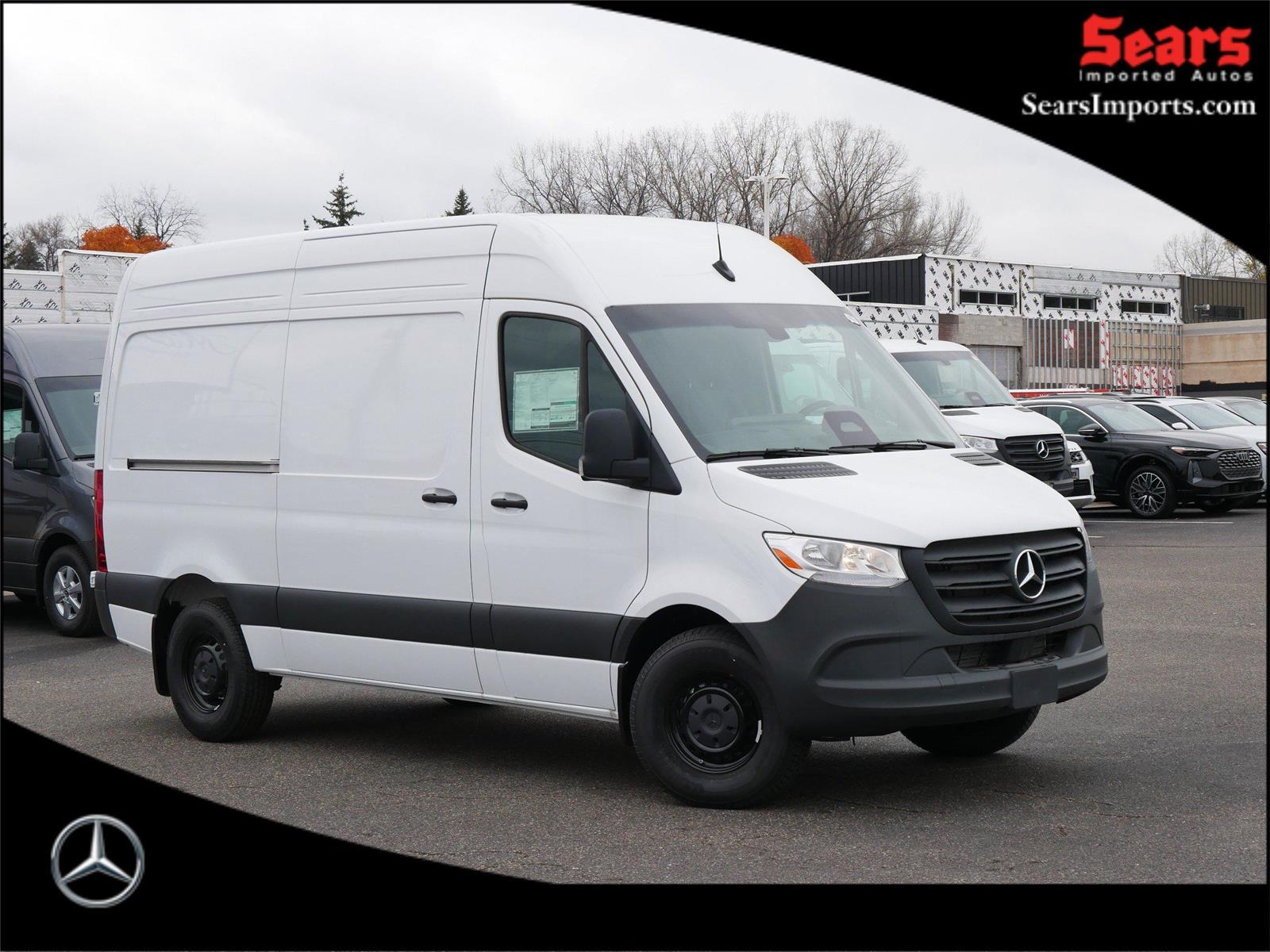 2025 Mercedes-Benz Sprinter Cargo Van Base's photo