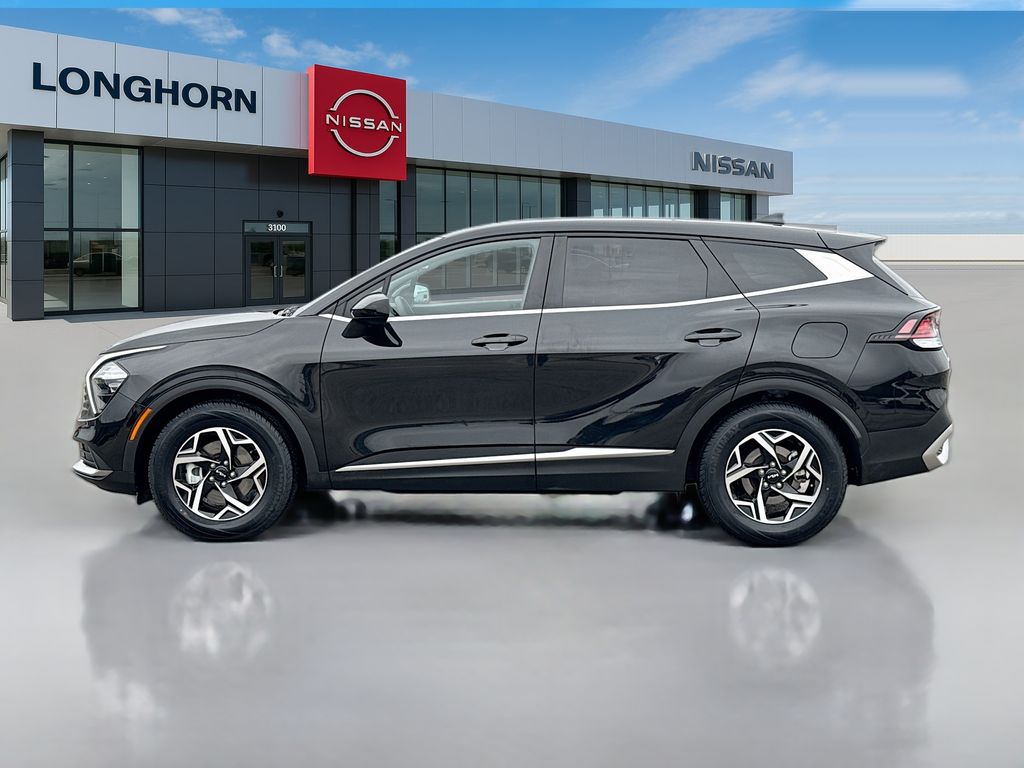 2023 Kia Sportage LX photo 4