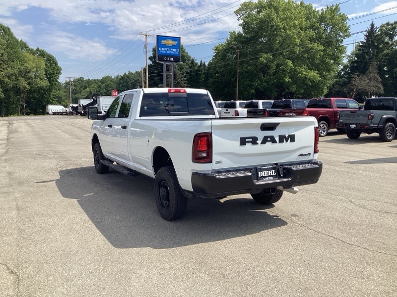 2026 Ram 2500 Tradesman photo 2