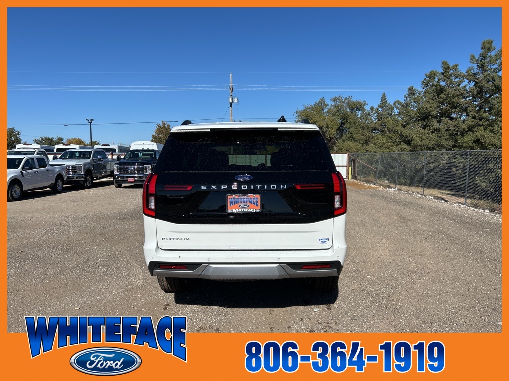 2025 Ford Expedition Platinum photo 4