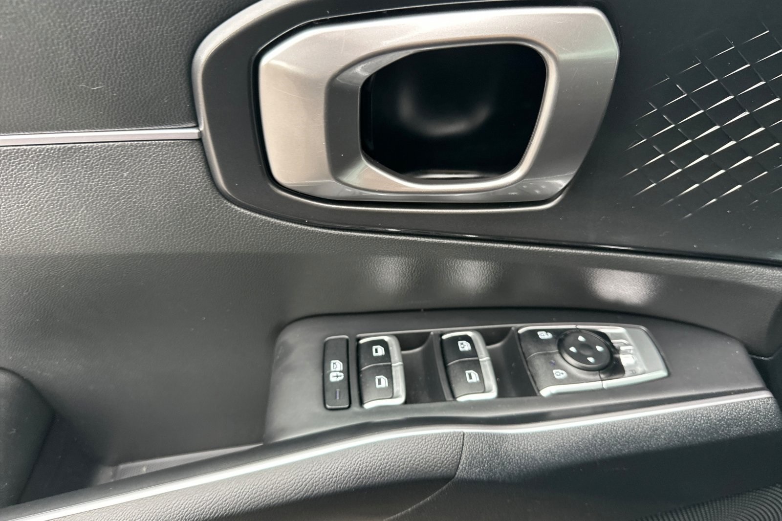 2023 Kia Sorento S photo 9