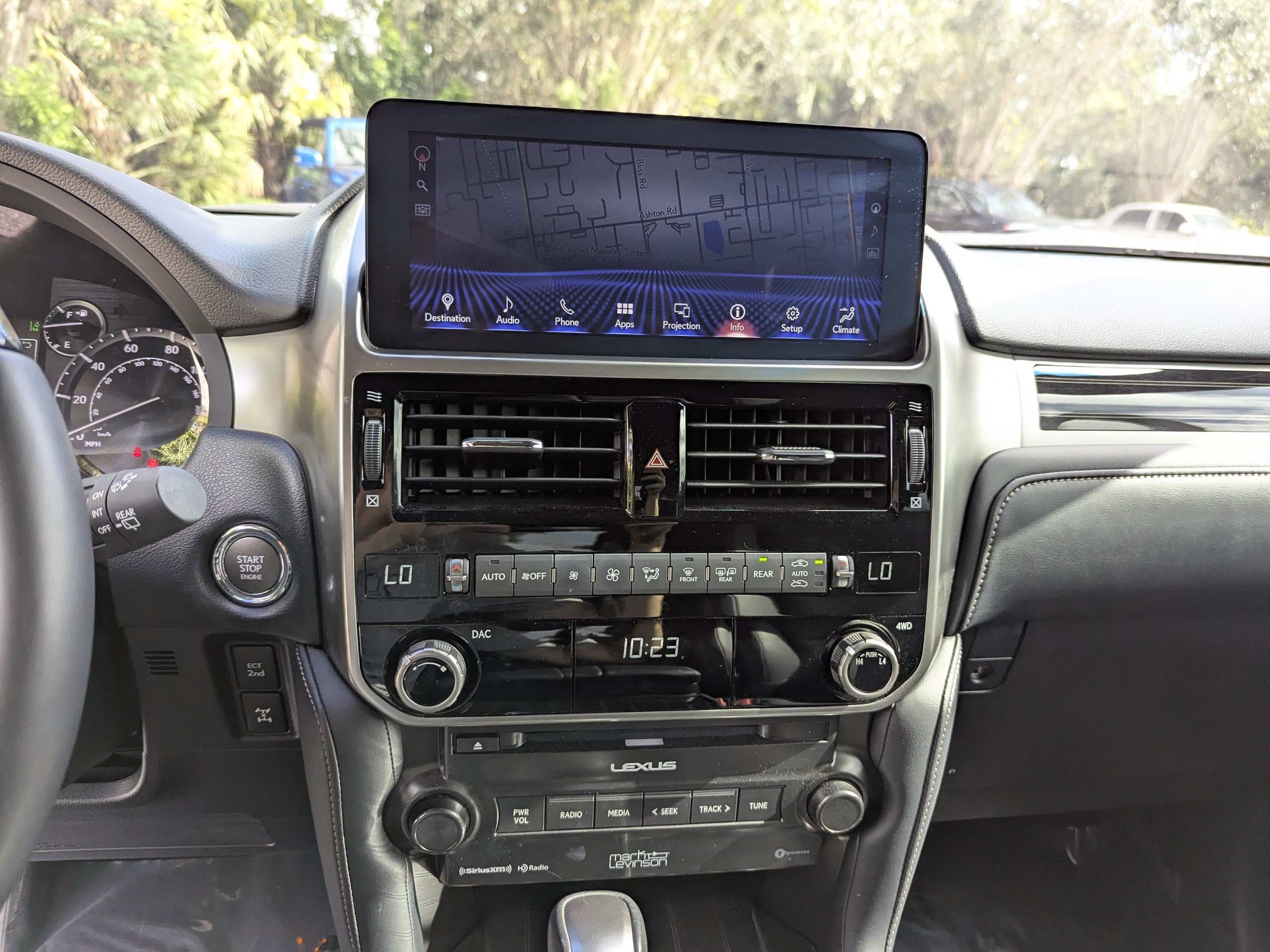 2023 Lexus GX 460 Premium photo 18