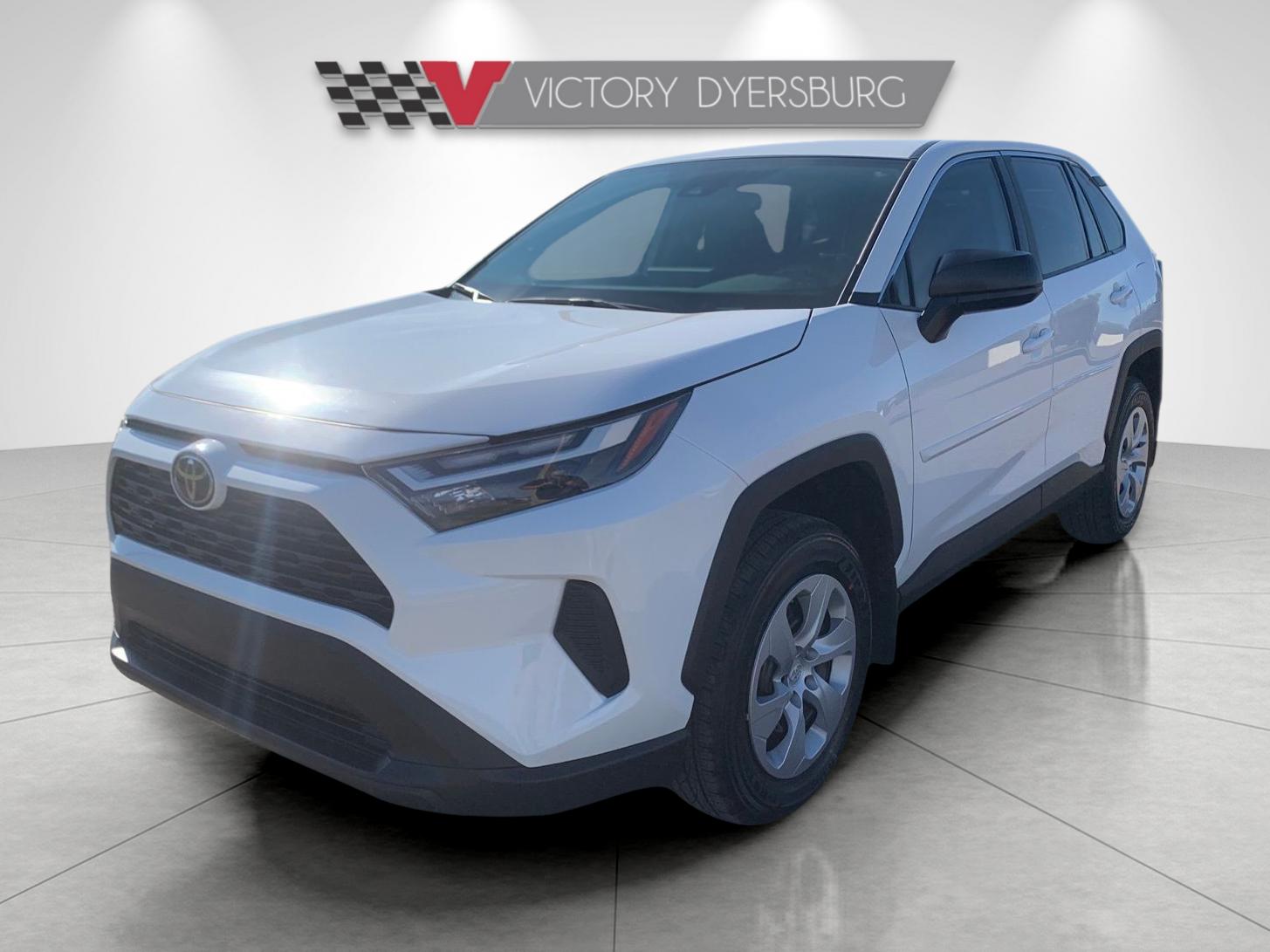 2025 Toyota RAV4 LE photo 3