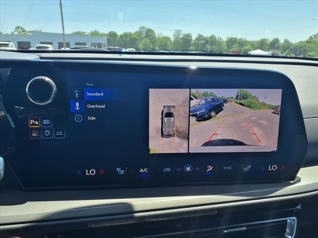 2024 Chevrolet Traverse photo 21