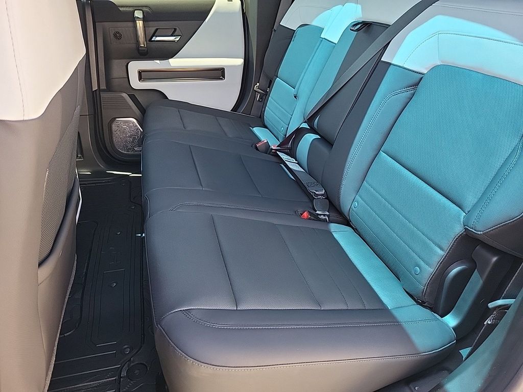 2024 Gmc Hummer EV photo 11