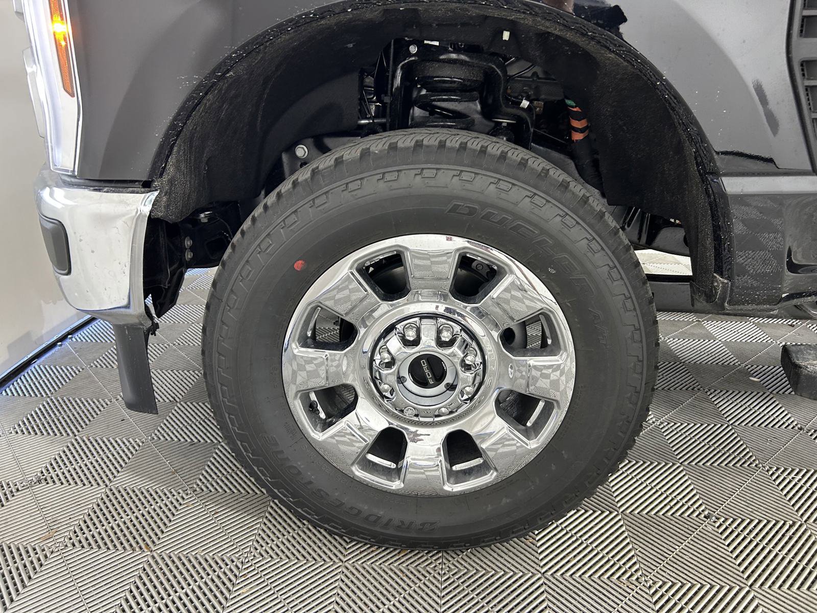 2025 Ford F-250 photo 35