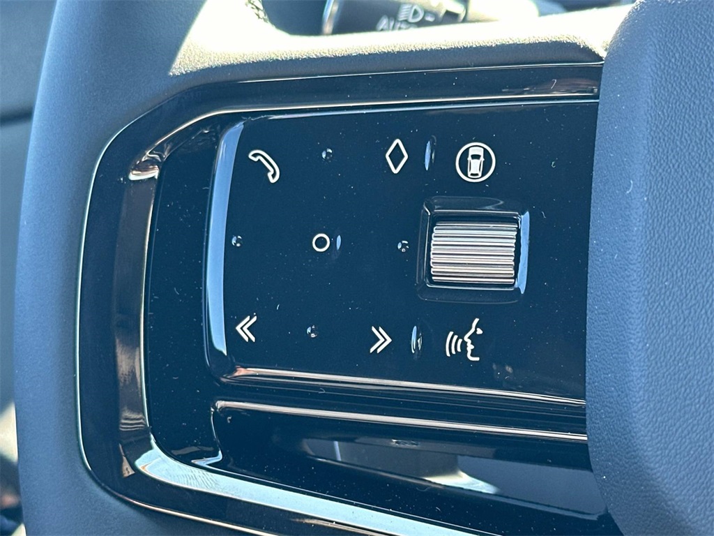 2026 Land Rover Range Rover photo 5