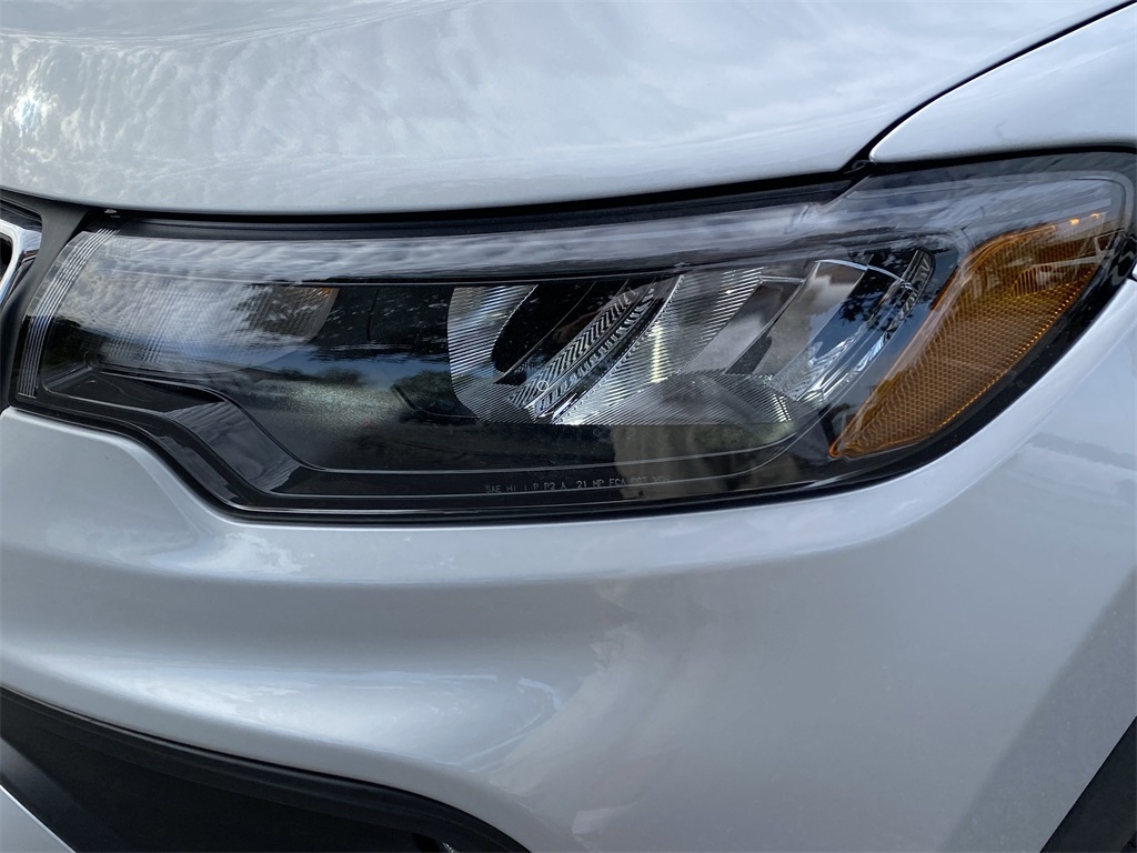 2025 Jeep Compass Latitude photo 10