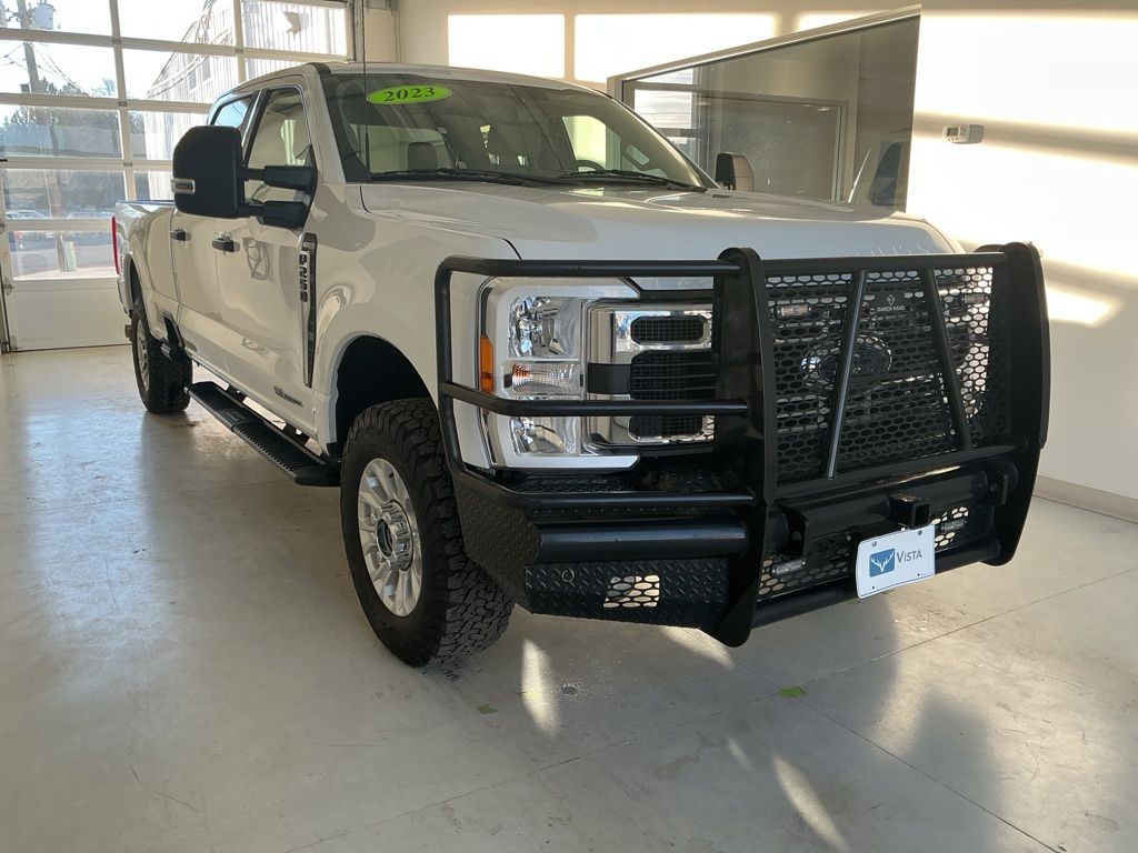 2023 Ford F-250 Super Duty XLT's photo
